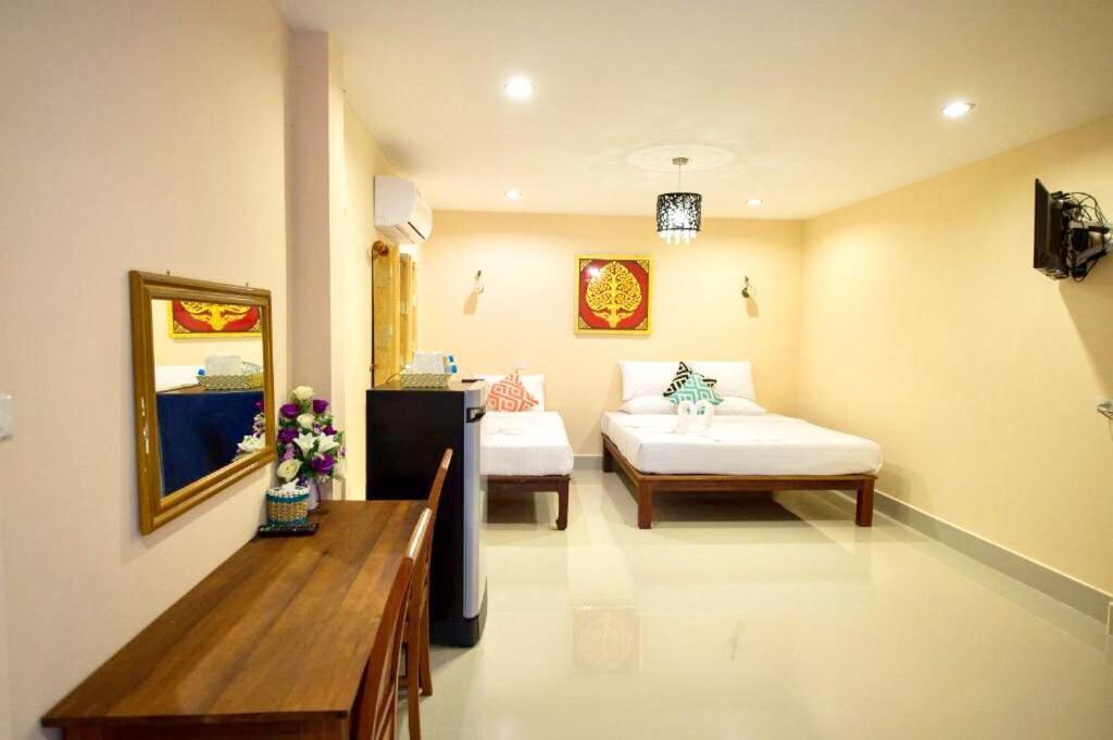 Sri Siam Resort Канчанабури Экстерьер фото